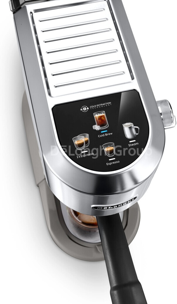 Кофеварка DeLonghi EC890.M