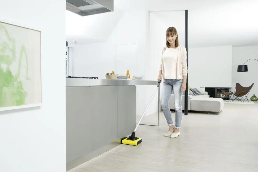 Аккумуляторный электровеник Karcher KB 5 желтый - фото 9