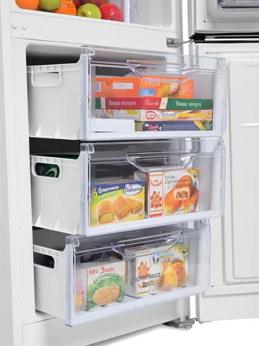 Холодильник Indesit DFE 4200 W белый - фото 8