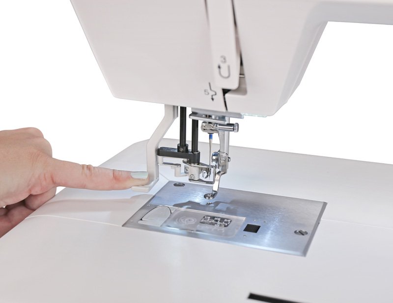 Швейная машина Janome Memory Craft 500E