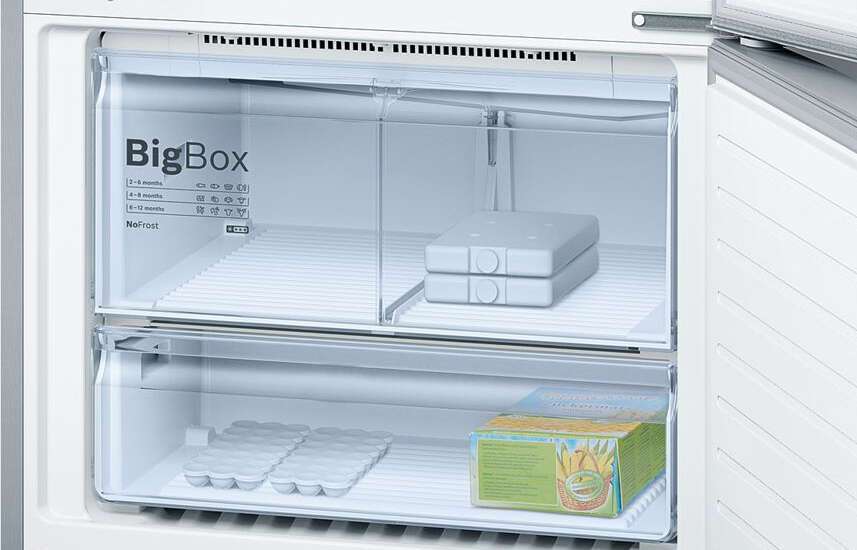 Холодильник Bosch KGN86AI30U Серебристый