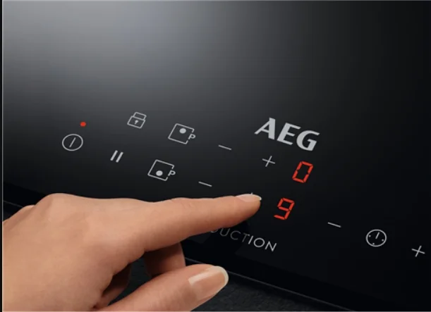 Индукционная варочная панель AEG IKB32300CB - фото 4