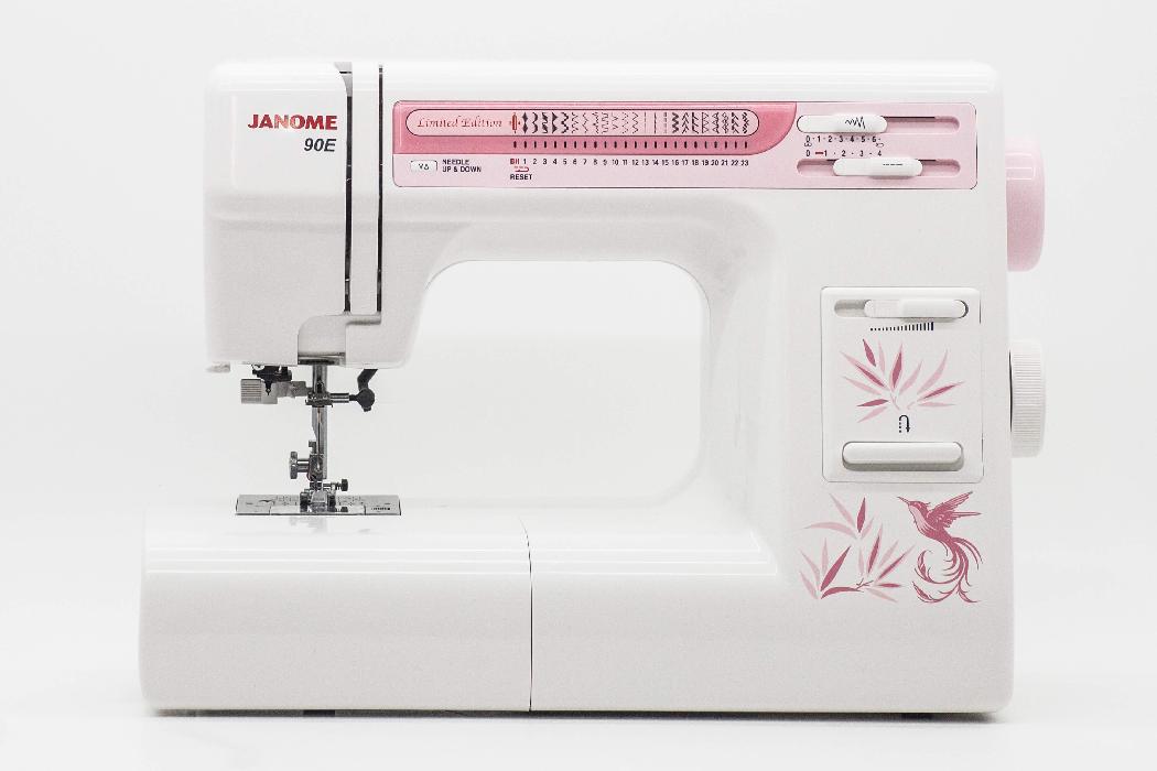 Швейная машинка Janome 90E