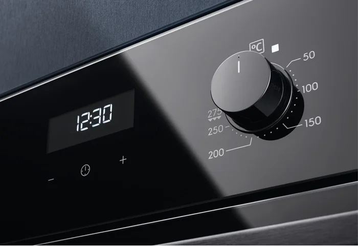 Встраиваемый духовой шкаф Electrolux OEF5C50Z черный - фото 6