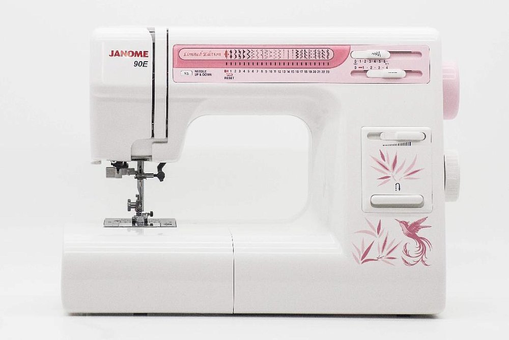 Швейная машинка Janome 90E - фото 1