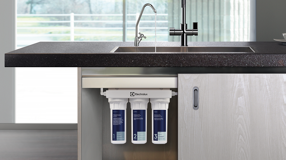 Водоочиститель бытовой Electrolux AquaModule Carbon 2in1 Prof - фото 4